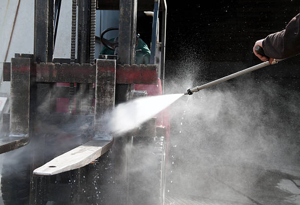Best Machinery and Equipment Cleaning  in Great Neck Plaza, NY